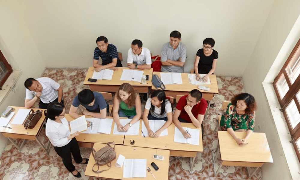 Learning with the locals is the best way to learn the Vietnamese language